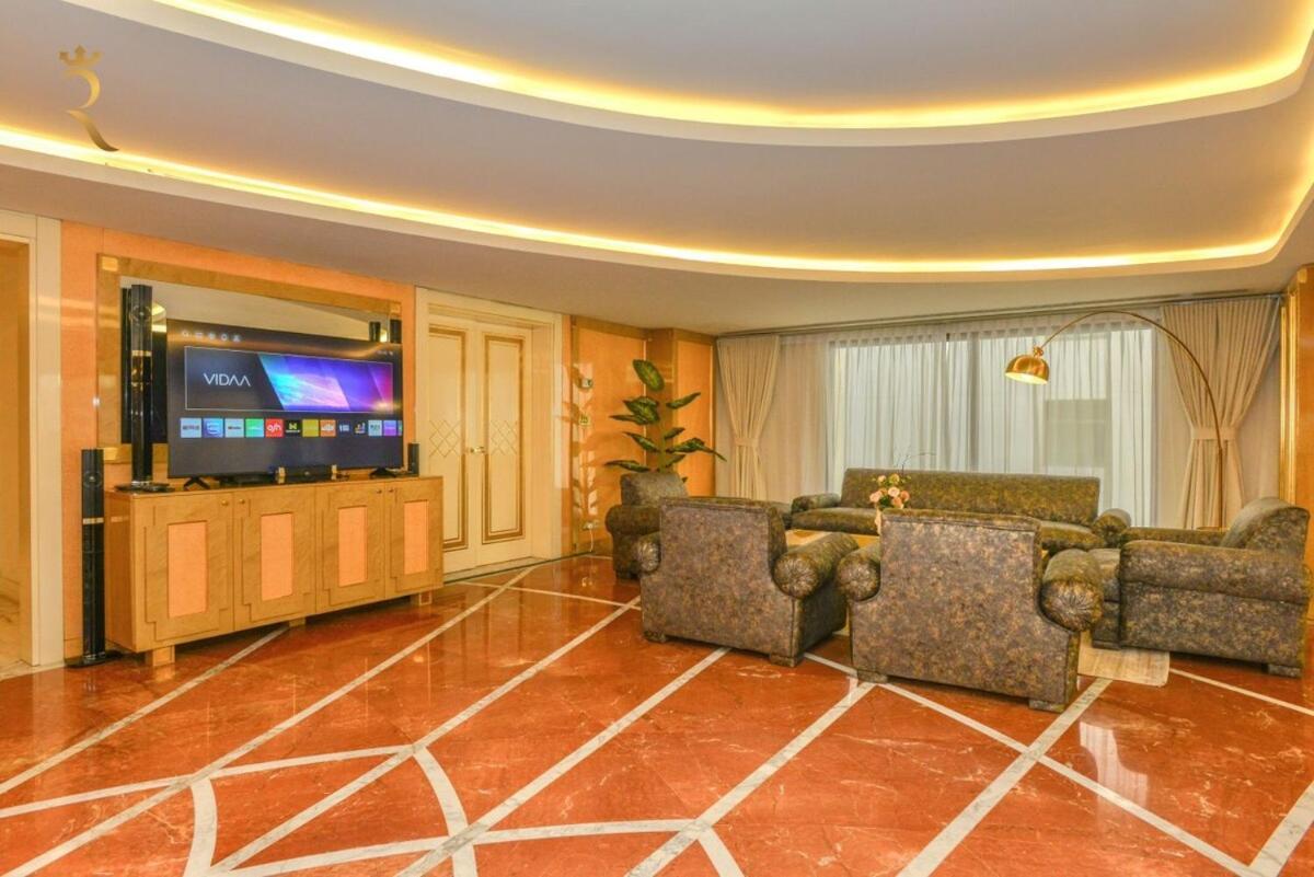 Timeless Elegance Italian-style Penthouse Retreat Abou Dabi